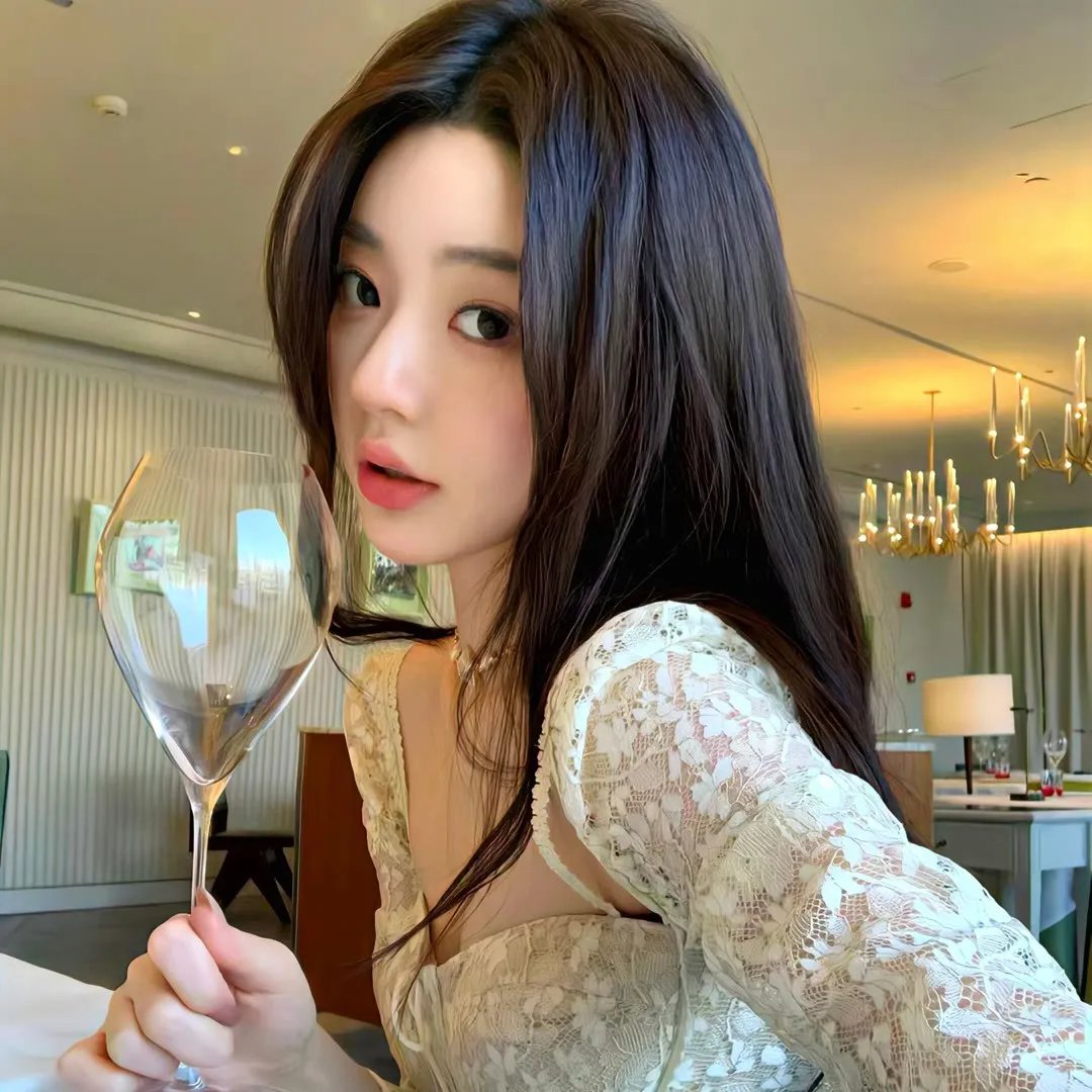 我在荒年当女帝